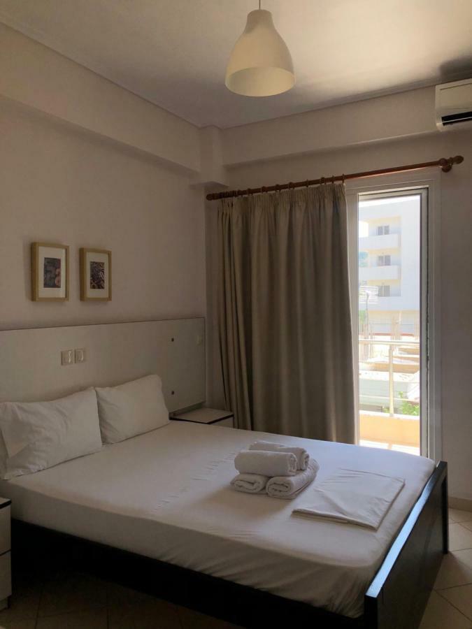 Rondos Hotel Himare Exterior photo